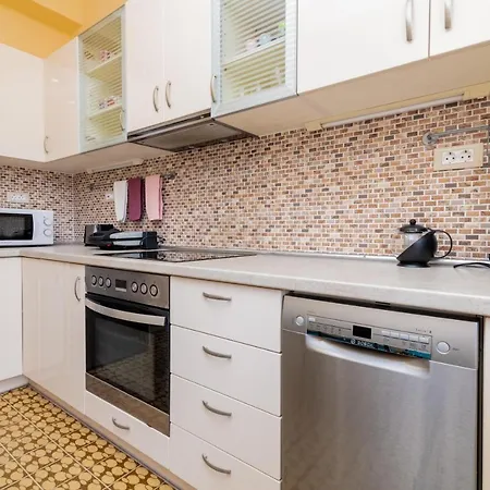 Joya Apartment *
